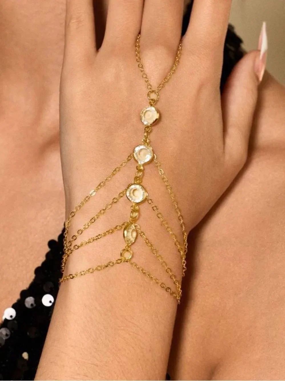 Crystal hand chain S1506